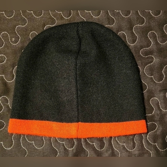 Star Wars Kylo Ren Kid's Beanie Hat. Red & Black. Size 2T-5T - Picture 3 of 5
